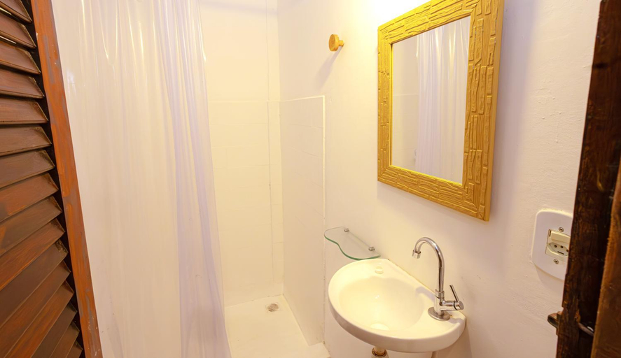 Bathroom 3, Casa La Luna, Porto Seguro