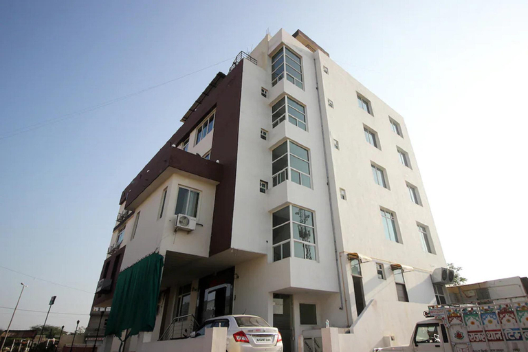 Others 4, Hotel Eden, Jaipur