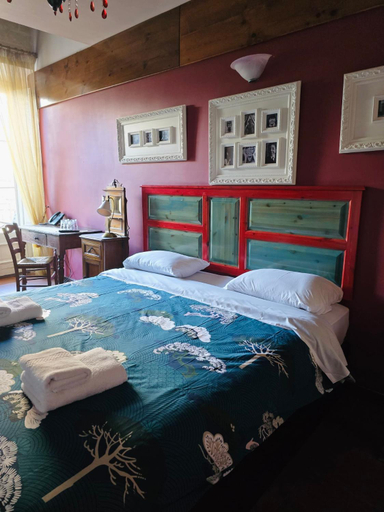 Bedroom 2, Luciano Valletta Boutique