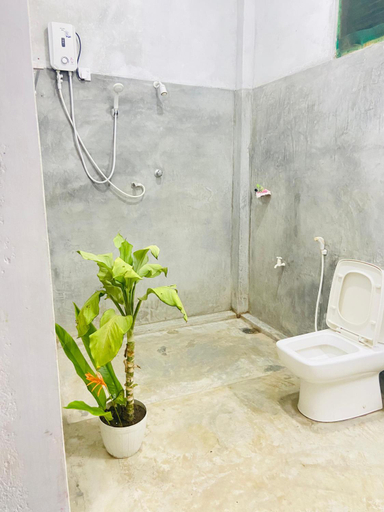 Bathroom 2, Coconut Island Yala, Thissamaharama