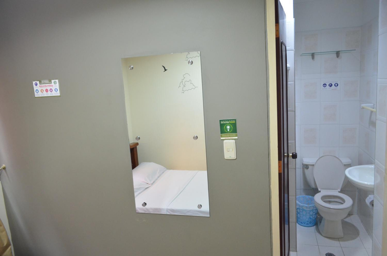Bathroom 3, Hotel Balcon Llanero, San José de Cúcuta