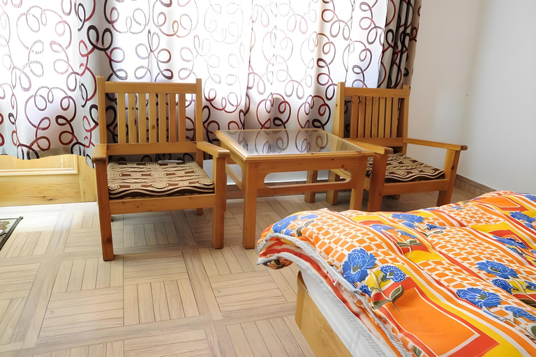 Bedroom 2, Hotel Kanchanikoot, Kullu