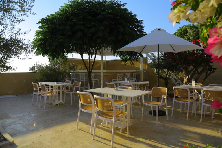 Food & Drinks, Chill Inn by Hansa, Aley
