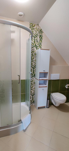 Bathroom 3, Willa Pamietnik, Kłodzko