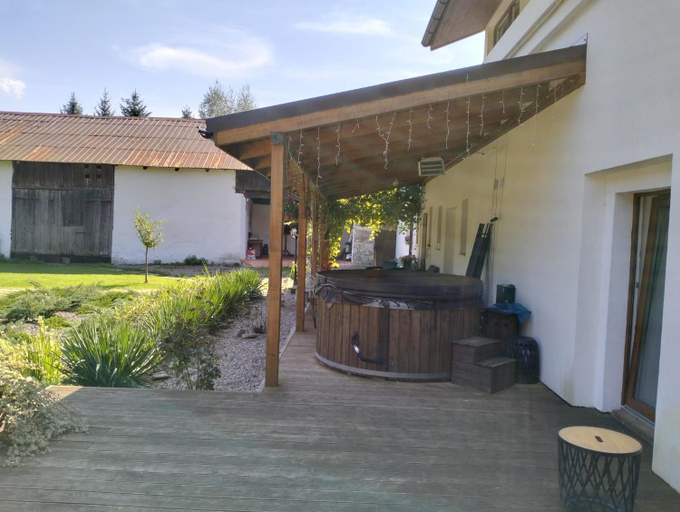 Others 3, Noclegi i sauna w starym domu, Kłodzko