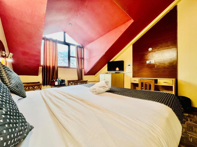 Others 3, The Kalinga Grand , Kullu