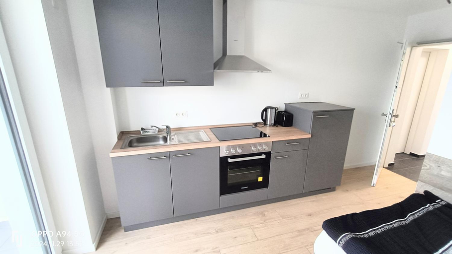 Kitchen 3, Deluxe Studio-Apartments, Groß-Gerau