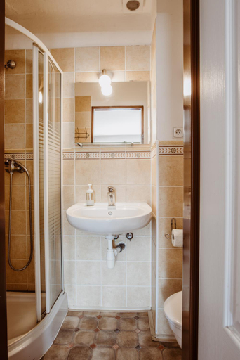 Bathroom 3, Pension Styl, Jablonec nad Nisou