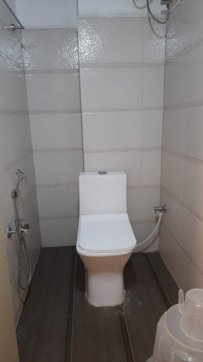 Bathroom 5, Wild wings hotel, Hyderabad