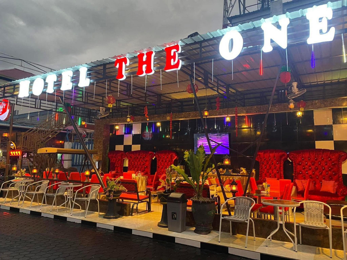 Food & Drinks, The One Hotel Gorontalo Mitra RedDoorz, Gorontalo