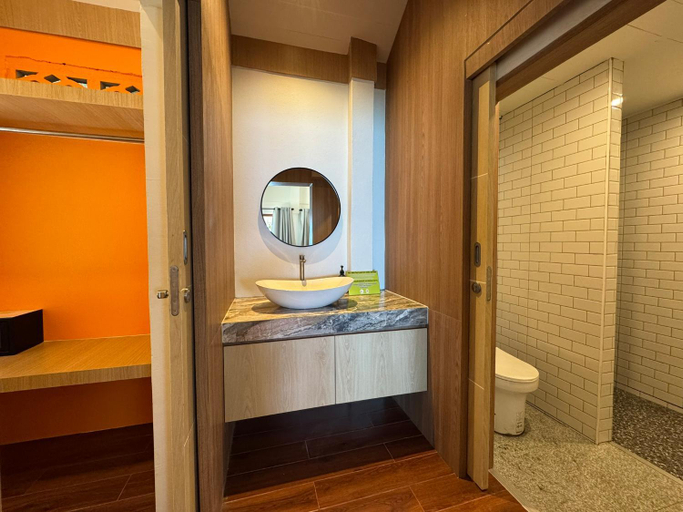 Bathroom 3, Marina Resort Koh Phayam Ranong, Muang Ranong