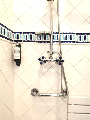 Bathroom 4, Monsenhor52, Porto