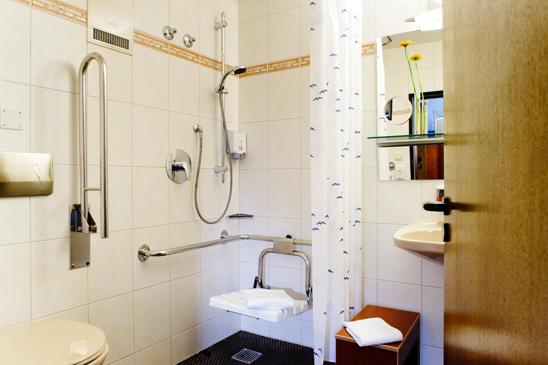 Bathroom 4, Ringhotel Gasthof Hasen, Böblingen