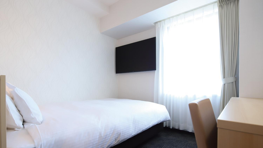 Others 5, Ab Hotel Konan, Konan
