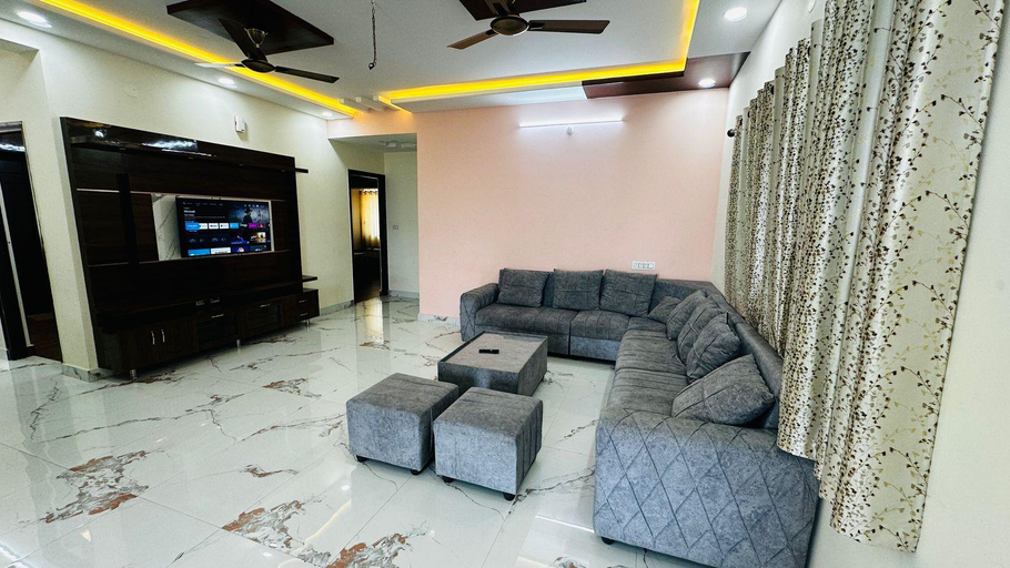 4, 3BHK Fully Furnished In Kphb Phase 15, Hyderabad