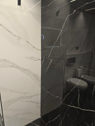 Bathroom 5, Grand Hotel Europa, Isernia