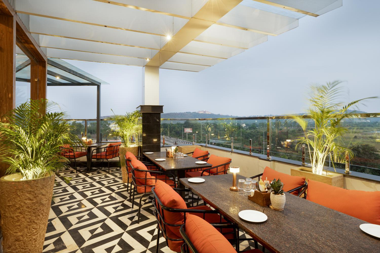 Food & Drinks 5, Sapphire Blue, Bhopal