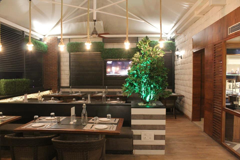 Food & Drinks 4, Hotel Rajhans Regent, Bhopal