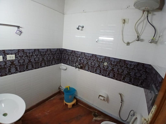 Bathroom, Hotel Singhasan House, Jaipur