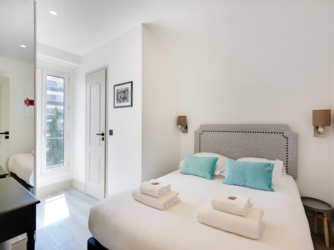 Bedroom 2, Amazing 2BD6P apt with AC - Bastille, Paris