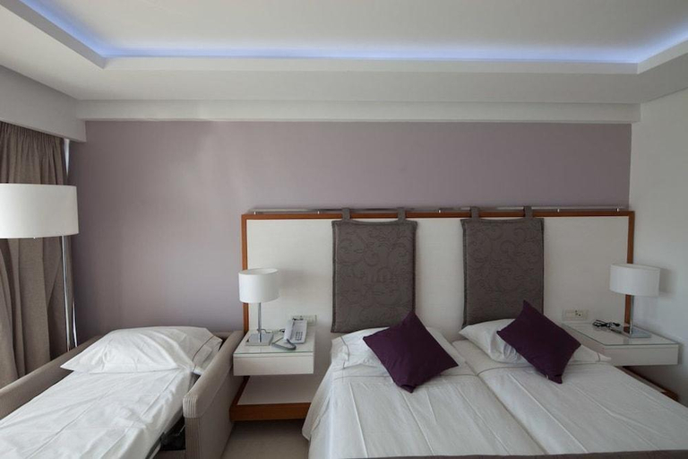 Bedroom 3, Alimounda Mare Hotel, South Aegean
