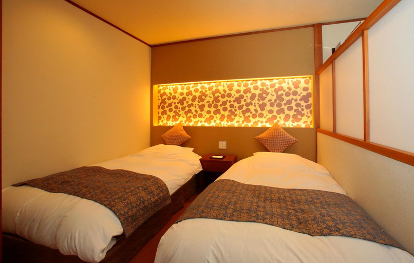 Bedroom 3, Itsuura Kanko Hotel, Kitaibaraki