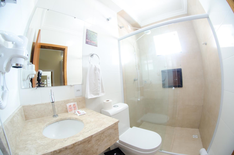 Bathroom 3, Villarejo Parque Hotel, Penha
