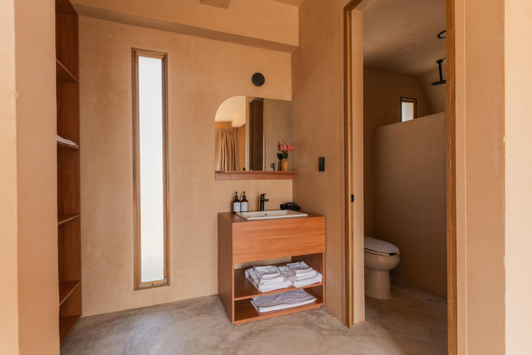 Bathroom 5, CASA BABEL, Dist. Pochutla