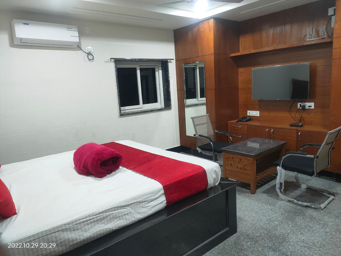 Others 4, Hotel New Maruthi Inn, LB Nagar, Ranga Reddy