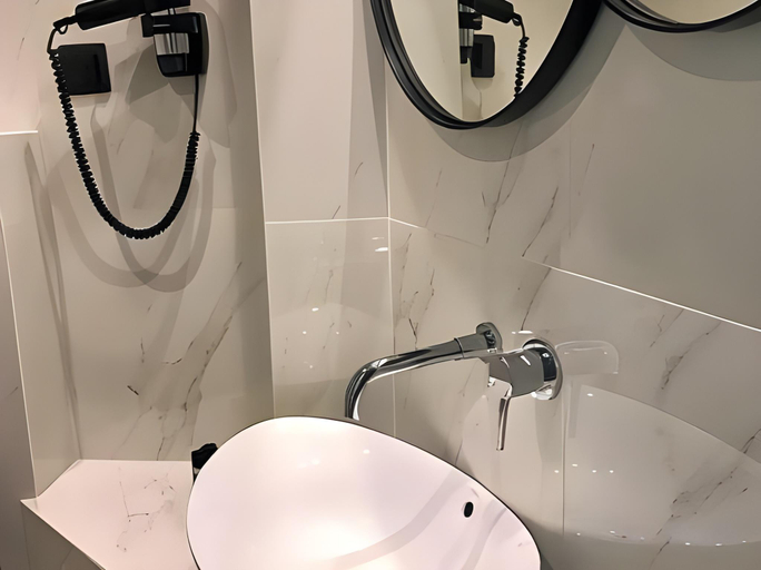 Bathroom 4, Anessis Hotel, Central Macedonia