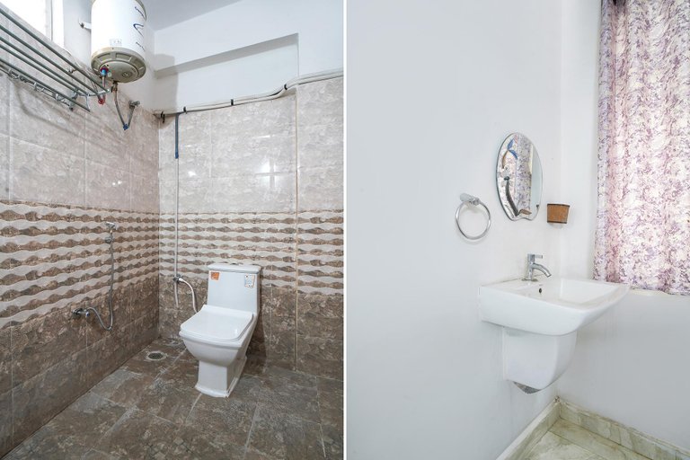 Bathroom, Fabhotel Sree Venkateshwara Residency, Mahbubnagar