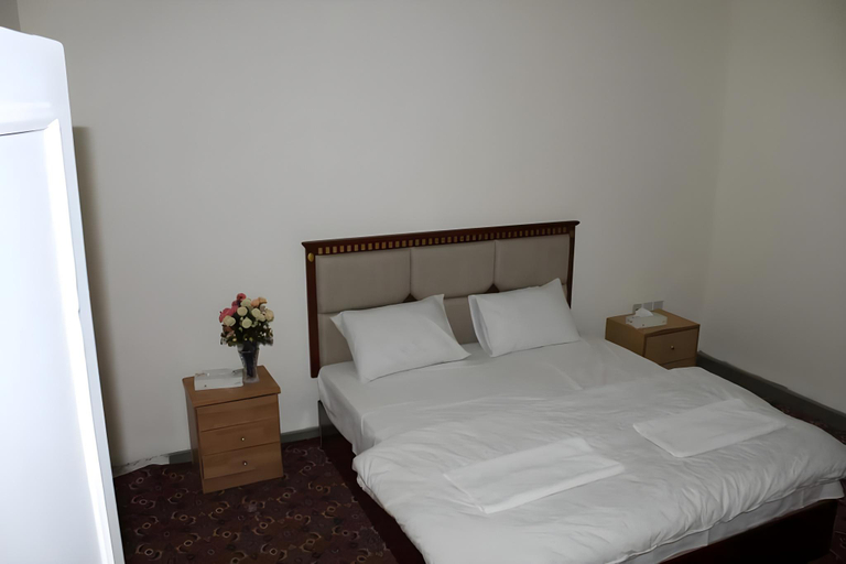 Bedroom 3, Nojoom Hotel, Wadi Essier