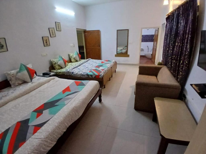 Bedroom 2, Hotel Singhasan House, Jaipur