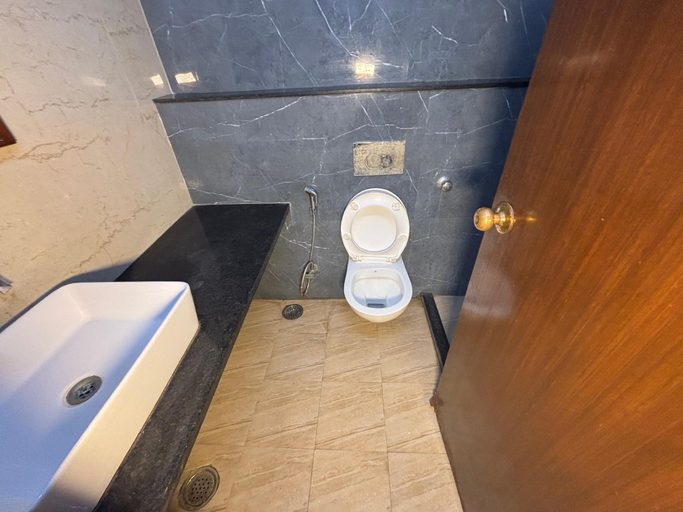 Bathroom 4, Hotel Rajdeep, Jaipur