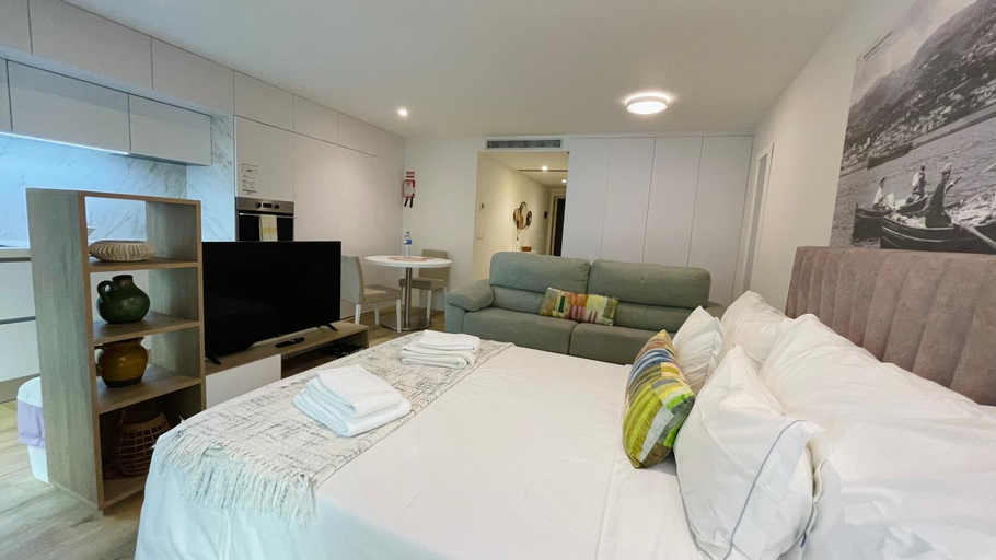 Others 3, Hortas Residence 13, Funchal