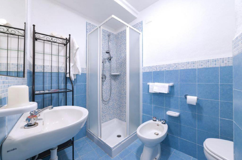 Bathroom 2, Hotel Casa Rosa Sea & Spa, Napoli