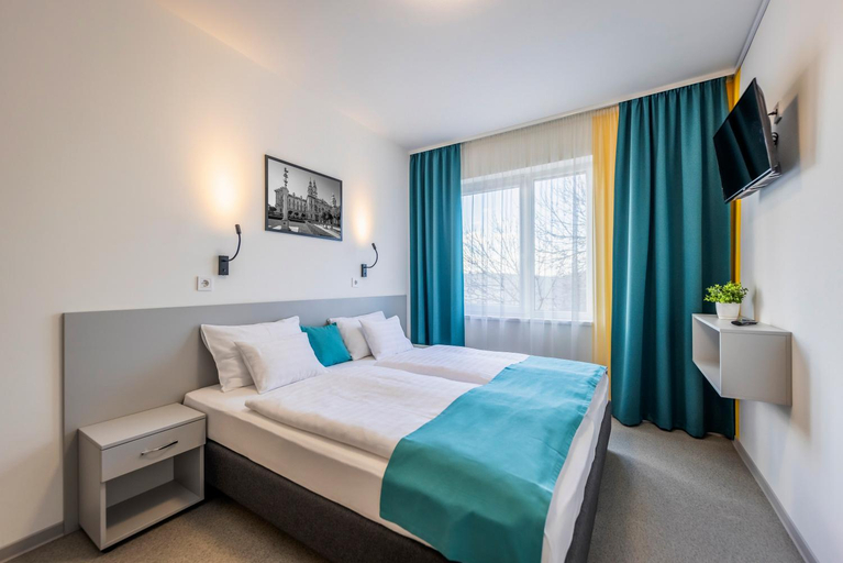 Bedroom 2, Arrabona Rooms, Győr