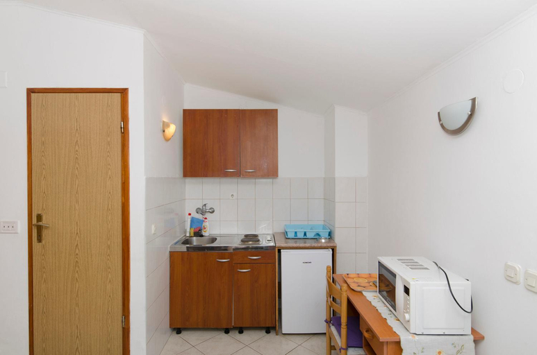 Others 5, Apartments and Rooms Nike, Mljet