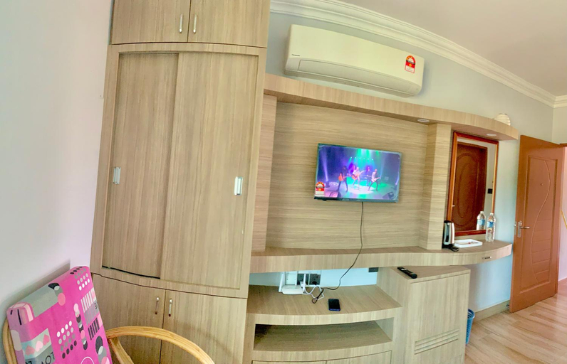 Others 5, Deluxe Room Mandahan Beach Garden, Papar