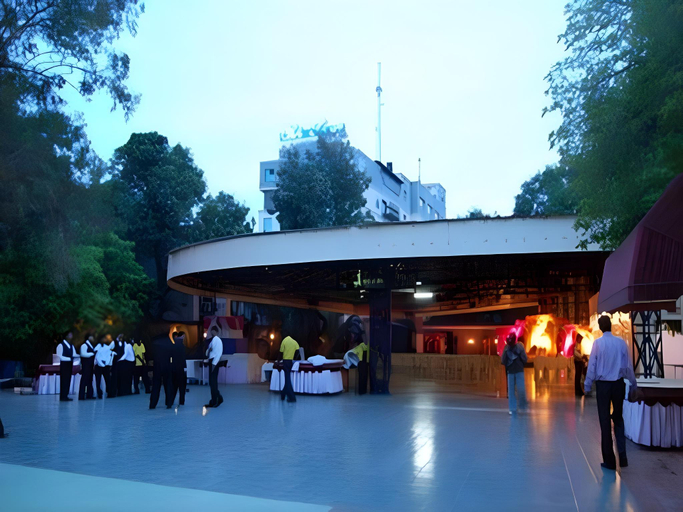 Food & Drinks 5, Ohris Baseraa, Hyderabad