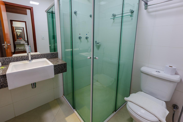 Bathroom 4, Rede Andrade Rio Branco, Rio Branco