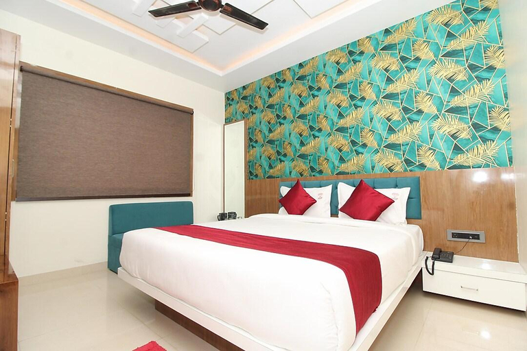 Bedroom 2, Hotel Diamond Palace, Bhopal