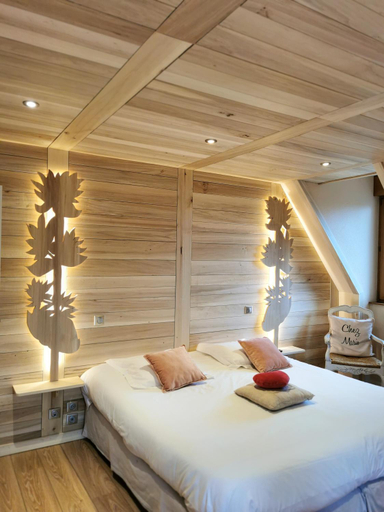 Bedroom 2, Hotel Chez Marie, Cantal