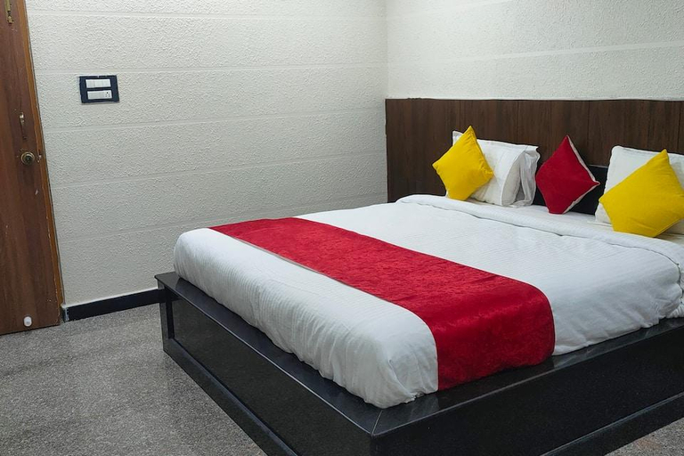 Bedroom 3, Hotel New Maruthi Inn, LB Nagar, Ranga Reddy