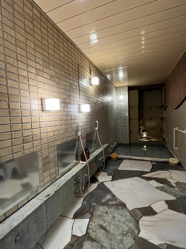 Bathroom 4, Kameya Rakan, Itō