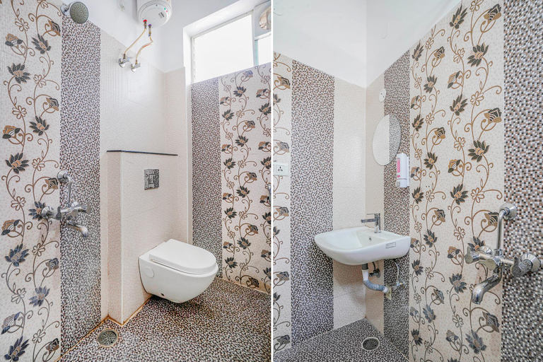 Bathroom, FabHotel Eminent Suites - Nr. LV Prasad EYE Institute, Ranga Reddy