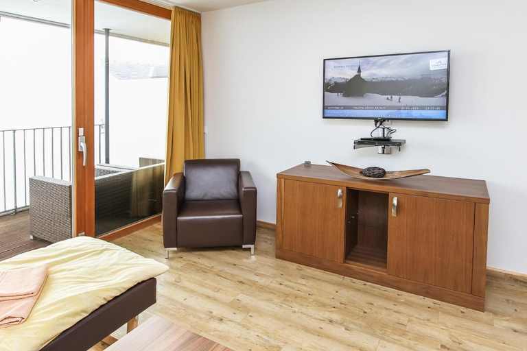 Bedroom 2, Emma Apartments- self- check -in, Zell am See