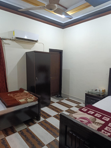 Bedroom 3, Hotel Laxen Inn Multan, Multan