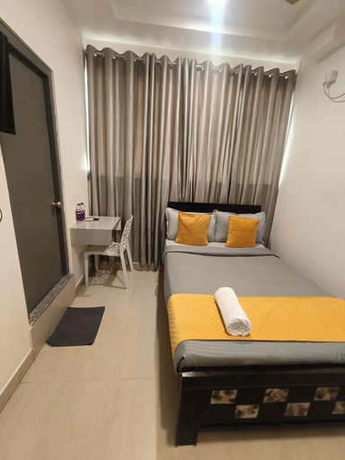 Bedroom 2, Yellow Bells Signature HITEC City, Hyderabad