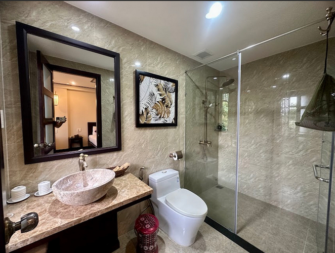 Bathroom 4, The Quin Riverside Villa, Da Nang